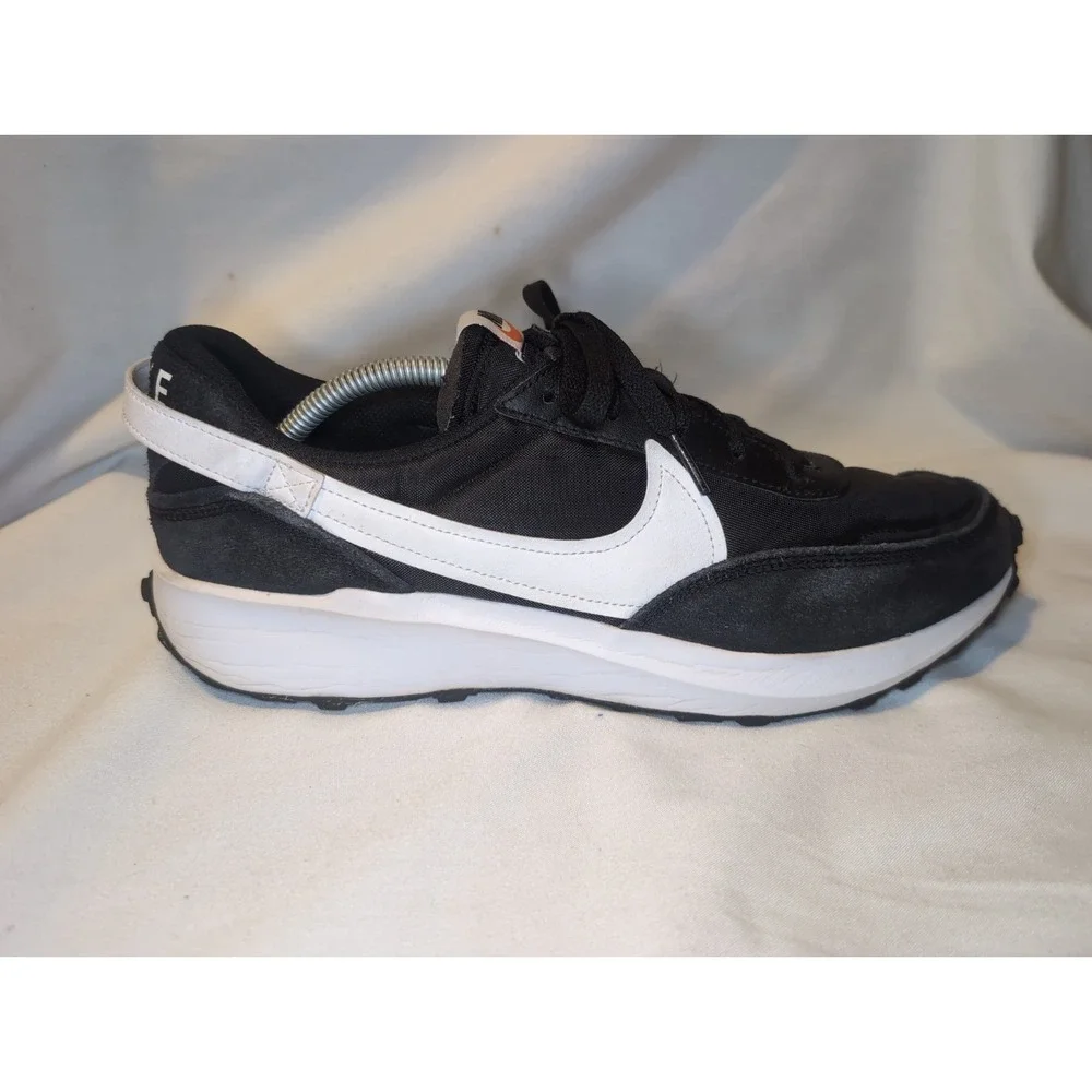 NIKE MENS WAFFLE DEBUT ATHLETIC SNEAKERS #DH9522 001 Size 12 Black/White